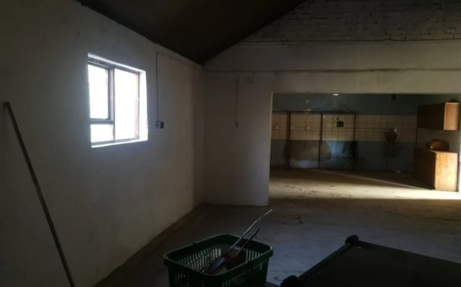 4 Bedroom Property for Sale in Uniondale Western Cape
